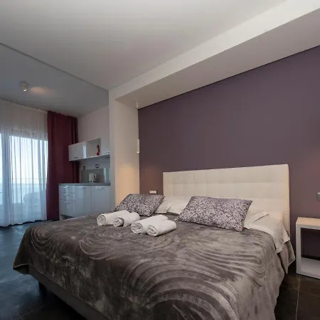 Luxury Beach Mediteran Podstrana