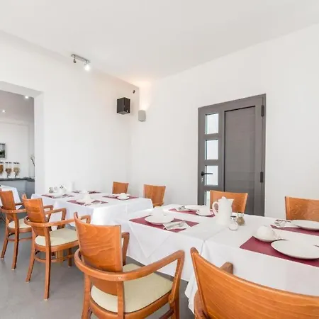Luxury Beach Mediteran Guest house Podstrana